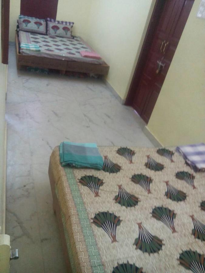 Raghavi Tourist Home Komoryn Zewnętrze zdjęcie