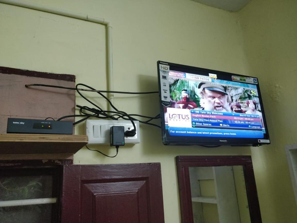 Raghavi Tourist Home Komoryn Zewnętrze zdjęcie