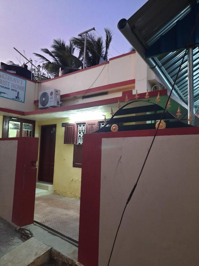 Raghavi Tourist Home Komoryn Zewnętrze zdjęcie