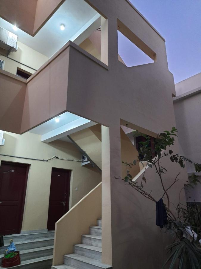 Raghavi Tourist Home Komoryn Zewnętrze zdjęcie